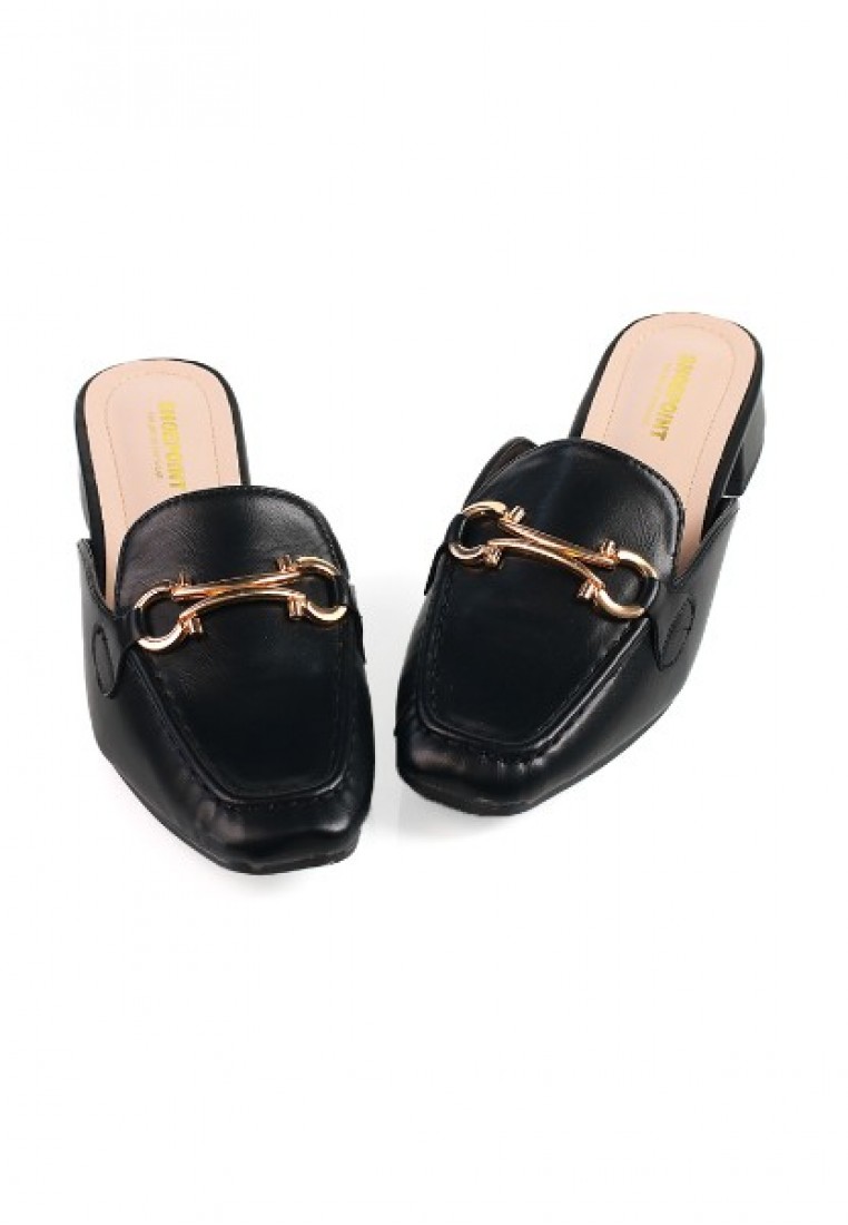 SHOEPOINT 86536 Women Low Heels Mules in Black